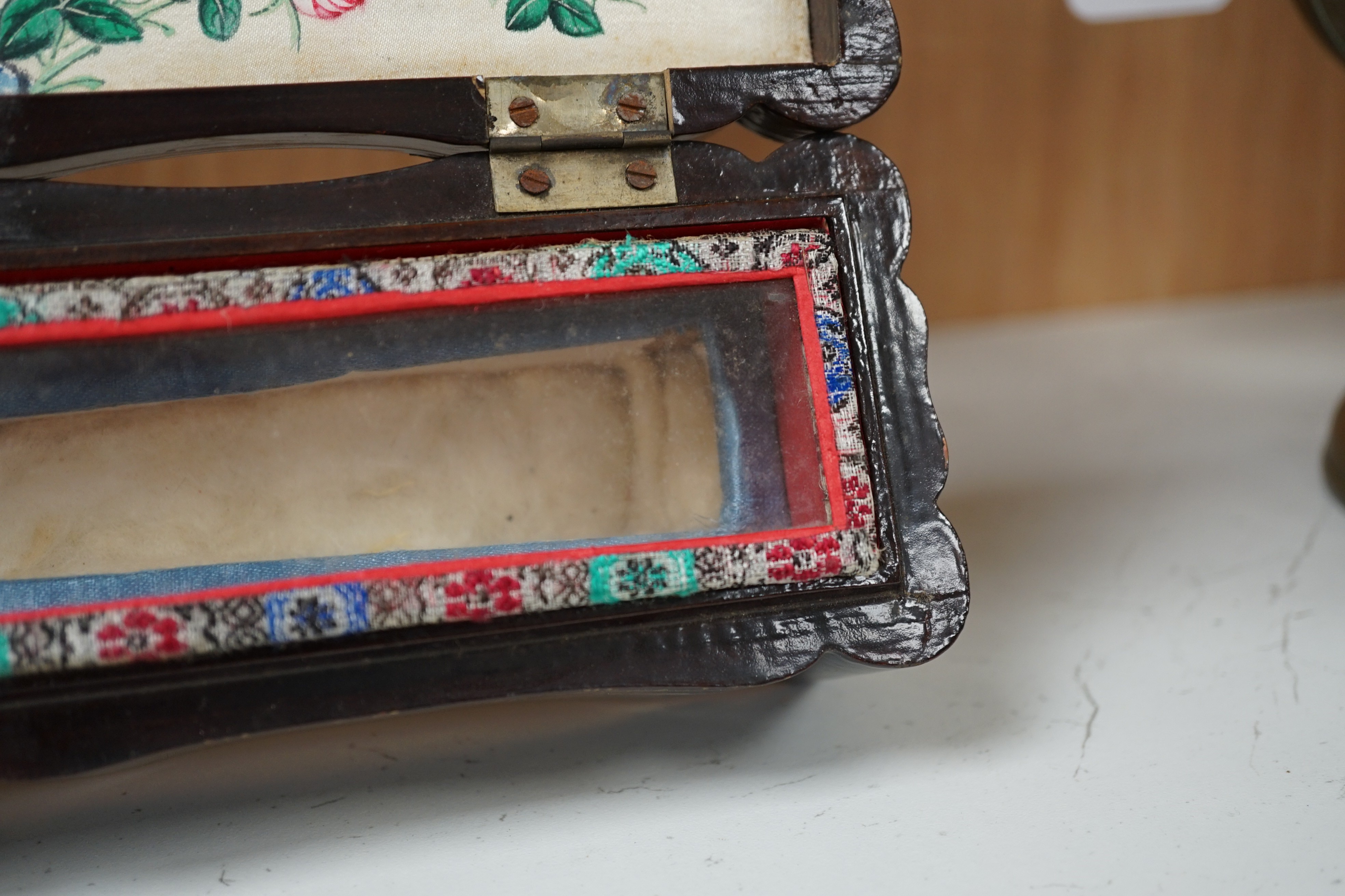 A 19th century Chinese export lacquer fan case, 40.5cm